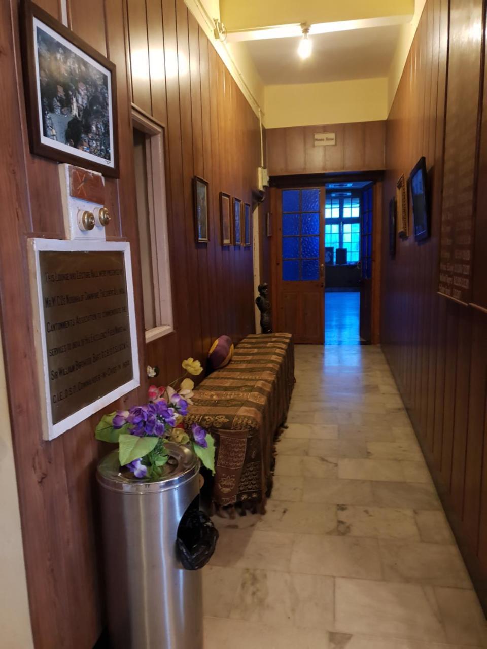 Ymca Tourist Hostel Shimla Exterior photo